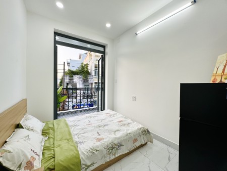 Phòng trọ ban công thoáng, đầy đủ nội thất - gần VLU, chợ Bà Chiểu giáp quận 1, quận 3
