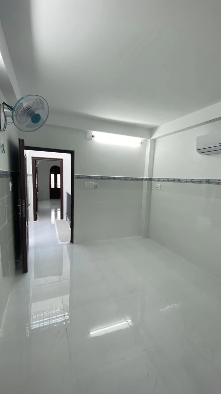 Cho thuê phòng trọ Cát Lái, 3tr có máy lạnh ở được ngay 