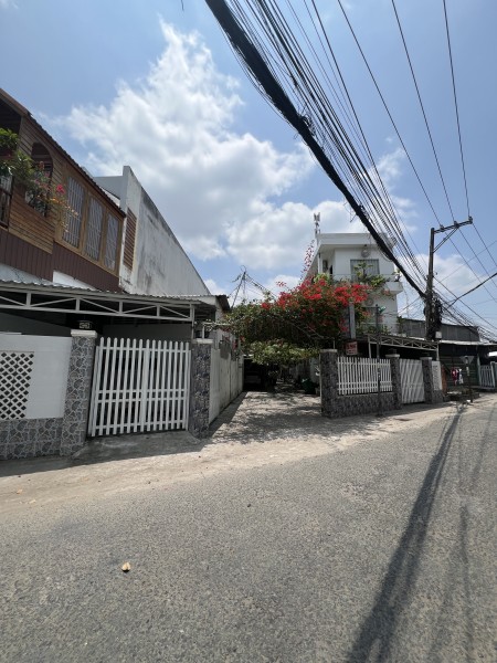 Phòng trọ có Máy Lạnh, An Ninh, Thoáng Mát