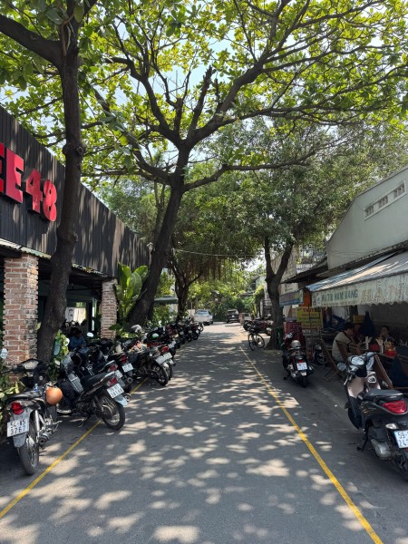 CHO THUÊ MẶT BẰNG 210m2 ĐƯỜNG 48- HIỆP BÌNH CHÁNH- GIÁ 19tr/THÁNG