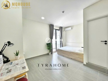 Căn Hộ Ban Công ngay Nguyễn Gia Trí, Bình Thạnh gần Hutech, Ngã Tư Hàng Xanh_Full nội thất