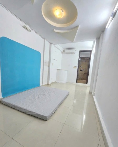 PHÒNG MÁY LẠNH SẠCH ĐẸP THOÁNG MÁT NGAY LÊ VĂN SỸ Q3