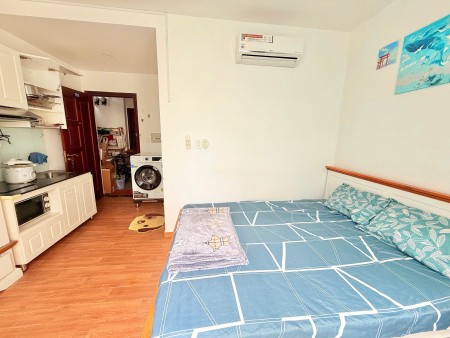 Phòng trọ Quận 3 Lê Văn Sỹ gần nhà thờ TÂN ĐỊNH , có BANCOL , máy giặt riêng Full NT