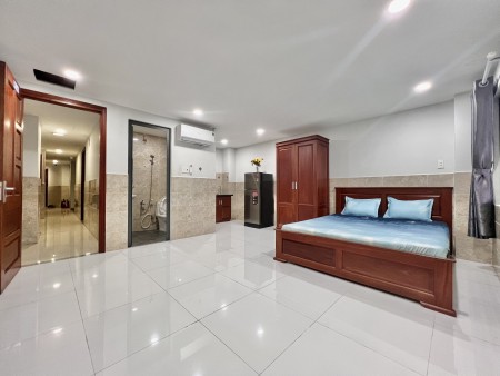 PHÒNG MỚI RỘNG RÃI CÓ THANG MÁY - GẦN CHỢ LÝ PHỤC MAN