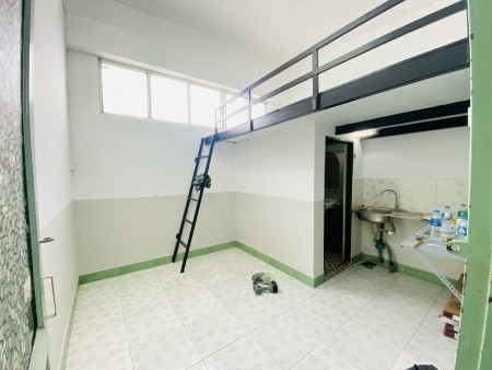  PHÒNG TRỌ CÓ GÁC NGAY ETOWN CỘNG HOÀ -> GẦN NHÀ GA T3