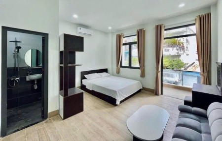 Căn hộ 35m2 cửa sổ lớn, ban công thoáng gần chợ Bà Chiểu, VLU giáp quận 1, Phú Nhuận