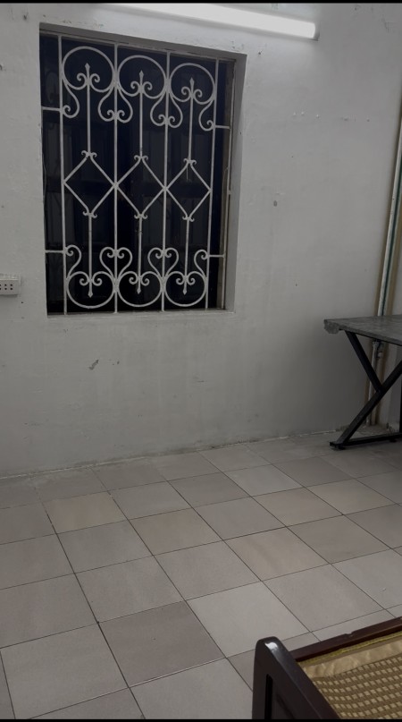 Cho thuê phòng trọ tại 215 trần quốc hoàn,