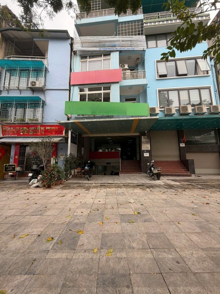 CHO THUÊ NHÀ MẶT PHỐ VẠN PHÚC – Quận BA ĐÌNH(cũ) – 135M2 x 5 TẦNG( đã cho thuê 04 tầng)