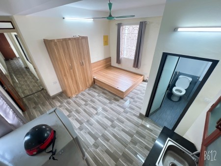 Cho thuê CCMN full đồ, cửa sổ ban công, ngõ 286 Nguyễn Xiển gần DH Nhân Văn, Công nghệ GTVT