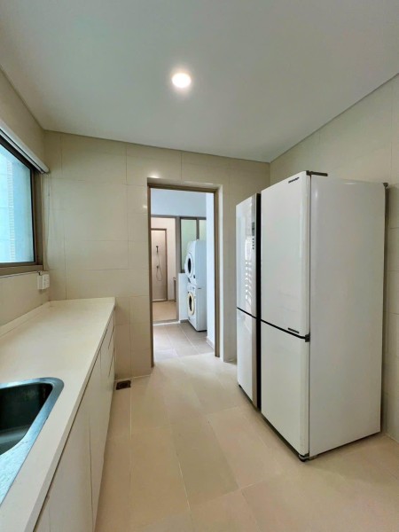 Chung cư Cộng Hòa Plaza chỉ 15tr cho căn 3p ngủ 120m2 có nội thất