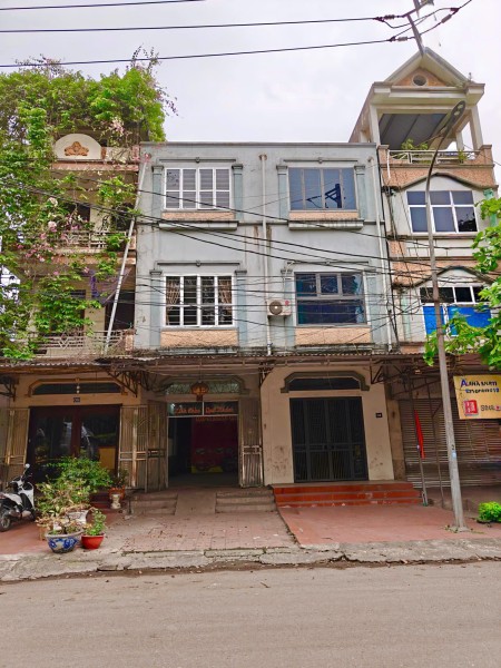 Mời thuê nhà mặt tiền đường lớn tiện Kinh Doanh, Buôn Bán, làm Văn Phòng