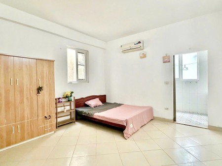 Phòng 1 ngủ 1 bếp to thoáng 319 Trần Cung