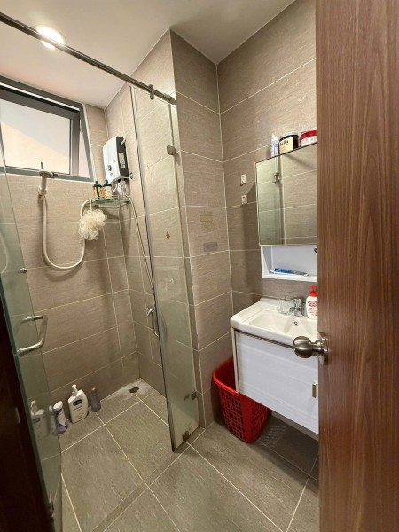 Chung cư 312 Lạc Long Quân căn 93m2, 3p ngủ, Nội thất, 14tr/tháng