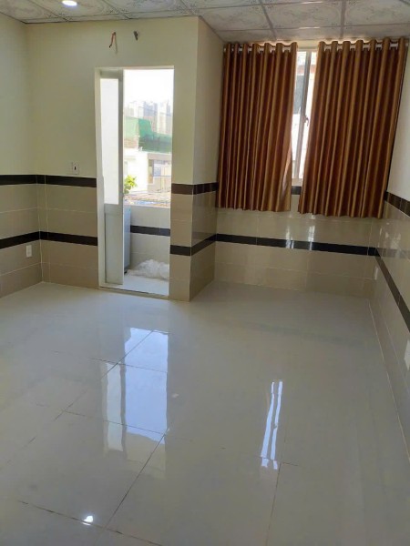 Chính chủ trống phòng 22m2, có máy giặt, quạt, giường, khu vực nấu ăn - đường số 10, An Khánh