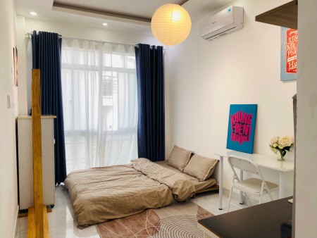 Studio Trần Hưng Đạo 50m ra cầu Nguyễn Văn Cừ -cửa sổ to thoáng -nội thất đầy đủ như hình - 2 xe