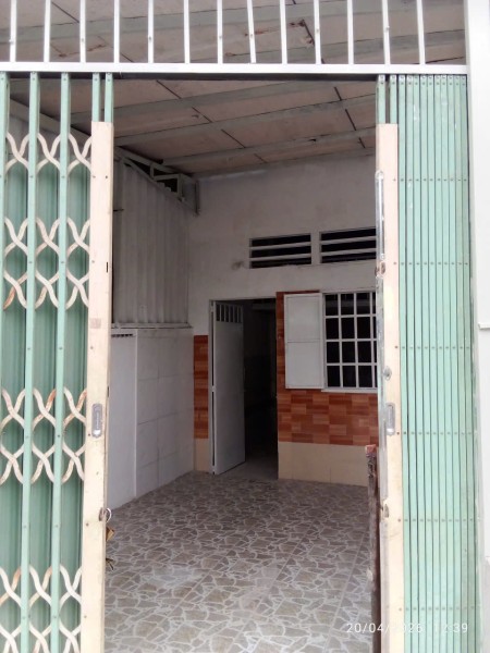 Cho thuê nhà nhỏ, sạch, đẹp, rộng 40m², sân trước 10m², tại Vĩnh Phú 33 giá chỉ 4.5triệu/tháng