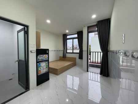 CHO THUÊ PHÒNG CÓ NỘI THẤT BAN CÔNG – NƠ TRANG LONG , QUẬN BÌNH THẠNH I GẦN CHỢ BÀ CHIỂU GIÁP PHÚ NH