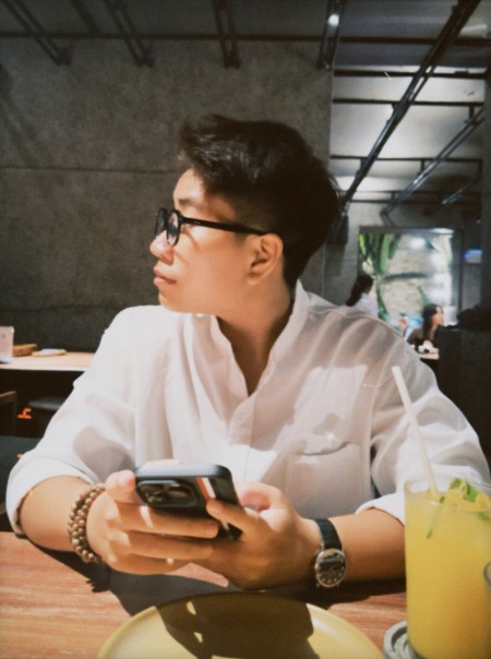 Tú Anh Lê