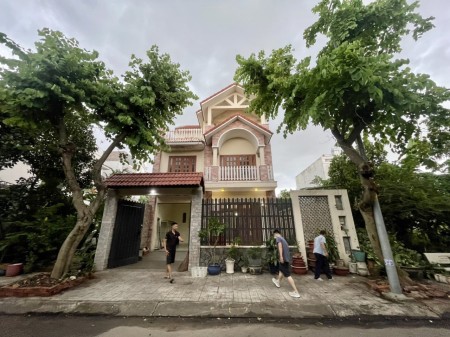 Đi đến slide 0