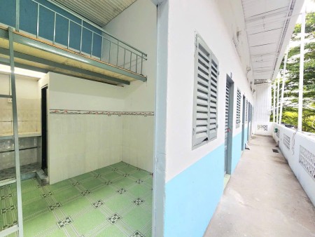 Phòng Sạch sẽ Thoáng Ngã Tư 550 đối diện Vicom Dĩ An, Tân Đông Hiệp Giờ Thoải Mái