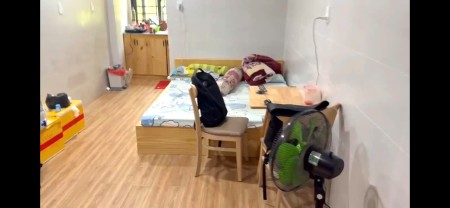 Cho thuê phòng trọ Tôn Đản full nội thất (nhà mới xây)