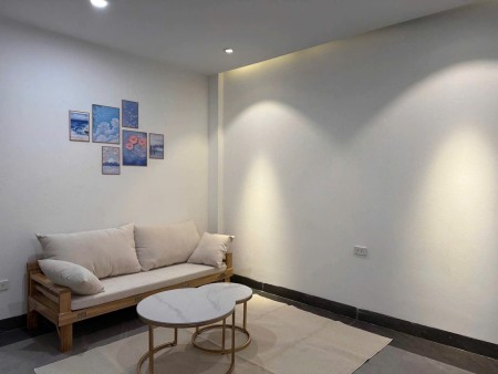 CHÍNH CHỦ CHO THUÊ CĂN HỘ 1N1K 60m2 – BẾP RIÊNG, BAN CÔNG RỘNG THOÁNG TẠI XUÂN LA, TÂY HỒ, HÀ NỘI