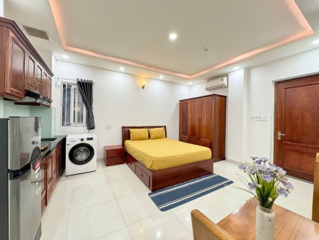 CĂN HỘ THOÁNG NGAY LÊ VĂN SỸ QUẬN 3 - MÁY GIẶT RIÊNG