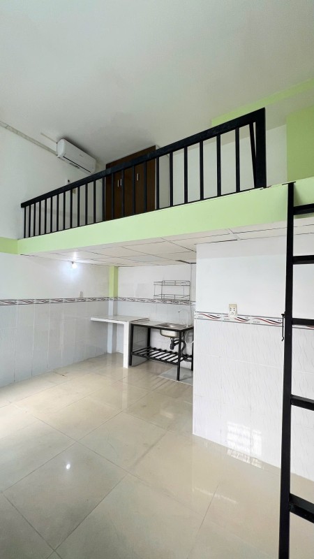 Cho Thuê Phòng Gác Cao 2m, nối đi Riêng, Phòng Mới Đầy Đủ Nội Thất