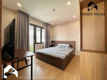 Q10 Studio Ban công riêng, full kính đón nắng