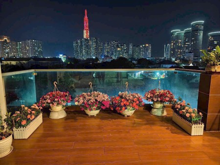Cho thuê căn hộ ban công đẹp cửa sổ lớn gần Hàng Xanh, sát Quận 1, đường Nguyễn Cửu Vân , quận Bình