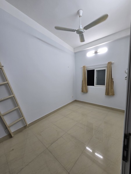 Phòng trọ có cửa sổ, thoáng mát. Thực tế phòng như hình đăng.