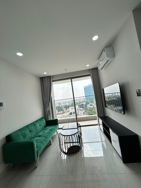 Chung cư Satra Eximland căn 95m2, 2p ngủ, Nội thất,17tr/th