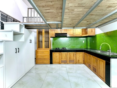Giảm 500k, CHDV trệt gần ngã tư 4 xã, giếng trời, Tô Hiệu, Hoà Bình, Lũy Bán Bích