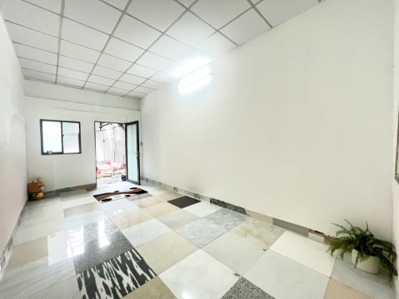 Cho thuê nhà nguyên căn giá rẻ, phòng rộng rãi, ở được 3-4 người, Gần Dương Đình Hội, Đỗ Xuân Hợp