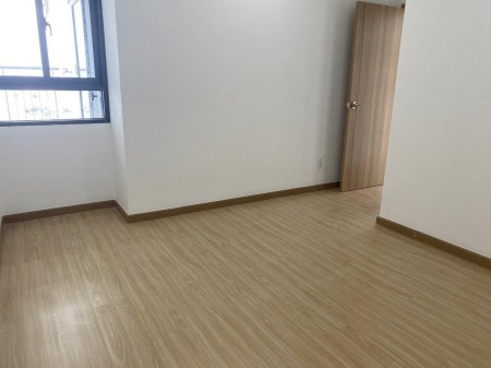 Cho thuê căn hộ 2p ngủ - 95m2, C/c Tín Phong 12 View giá 8tr/th