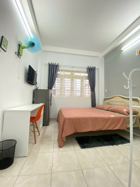 CHO THUÊ PHÒNG CỬA SỔ THOÁNG GIÁ RẺ , NGAY TRẦN HƯNG ĐẠO QUẬN 1 - GẦN CHỢ BẾN THÀNH QUẬN 1
