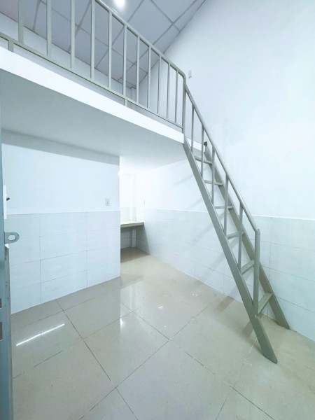 PHÒNG TRỌ NGAY 182 LÃ XUÂN OAI-GẦN LÊ VĂN VIỆT-KHU CNC (PTIT-SPKT-FPT-HUTECH
