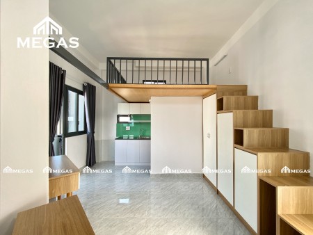 Khai Trương tòa nhà mới 100%, Phòng gác ban công và Studio giá rẻ có Full NT, MGR gần KCX Tân Thuận