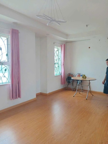 Chung cư Đặng văn Ngữ căn 2 phòng ngủ giá 11tr5/th