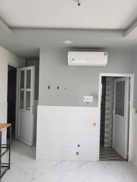 [PHÒNG BAN CÔNG THOÁNG SÁNG - HẺM XE HƠI] CHÍNH CHỦ CHO THUÊ HUỲNH VĂN NGHỆ, P12, GÒ VẤP