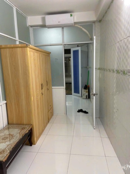PHÒNG ĐỦ NỘI THẤT TIỆN NGHI DƯƠNG BÁ TRẠC - NGUYỄN VĂN CỪ QUẬN 8 gần sát QUẬN 1