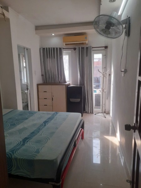 Phòng bancol quận 3 thoáng mát 3.5 tr/th