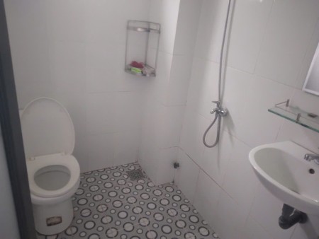 CẦN CHO PHỤ NỮ ĐỘC THÂN THUÊ PHÒNG ĐỂ Ở (gần cầu Thị Nghè)