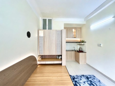 Căn Hộ Dạng Hành Lang Ban Công Full Nội Thất Giá Rẻ Ngay Cầu Đỏ - Phạm Văn Đồng