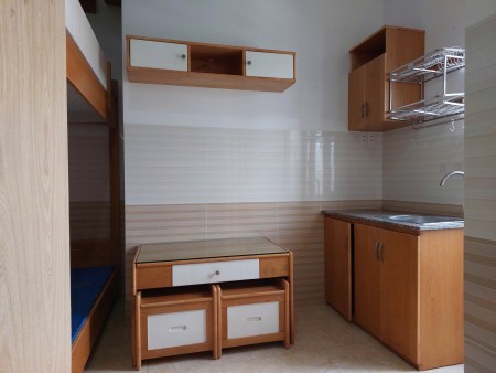 Căn hộ dịch vụ ngay cạnh SPKT và đại học ngân hàng