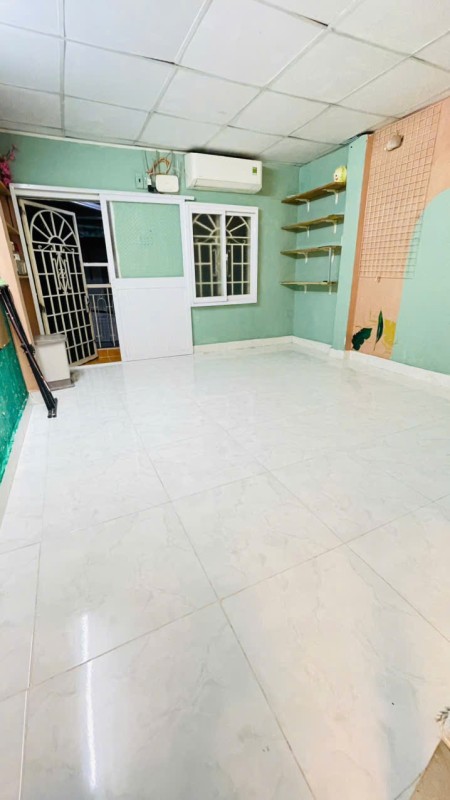 CHO THUÊ NHÀ NGUYÊN CĂN 3 TẦNG TRUNG TÂM QUẬN 1 – CHỈ 10 TRIỆU/THÁNG