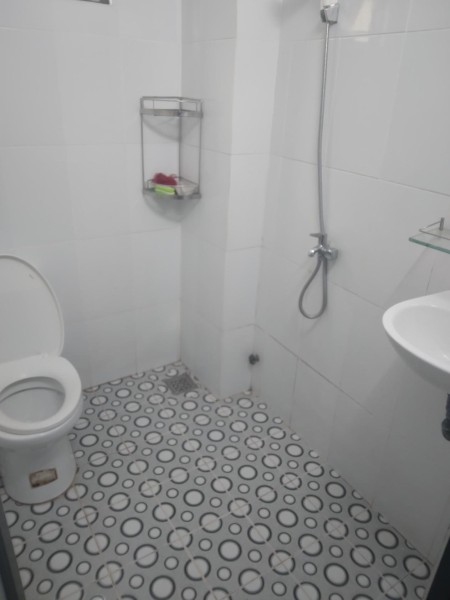 CẦN CHO PHỤ NỮ ĐỘC THÂN THUÊ PHÒNG ĐỂ Ở (gần cầu Thị Nghè)