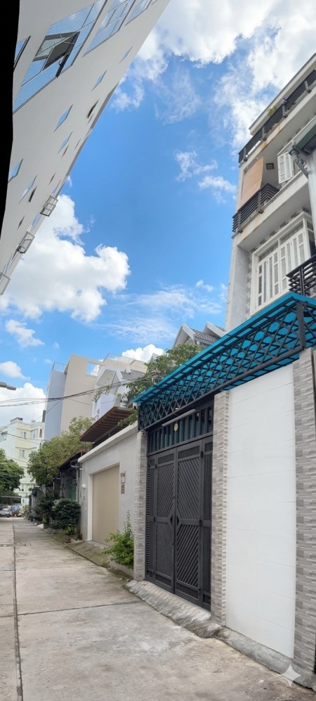 Cho Nữ Thuê Phòng Ngay Chân Cầu Sài Gòn