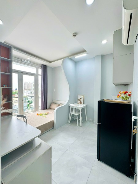 Phòng Studio Cao Cấp Thiết Kế Hiện Đại, Full Nội Thất, Ban Công Thoáng, Ánh Sáng Tự Nhiên