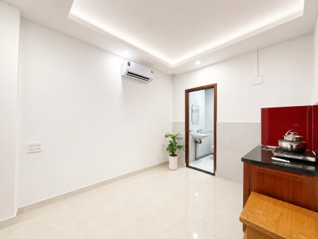 PHÒNG MỚI CÓ THANG MÁY ĐƯỜNG 3/2 GẦN ĐH HOA SEN